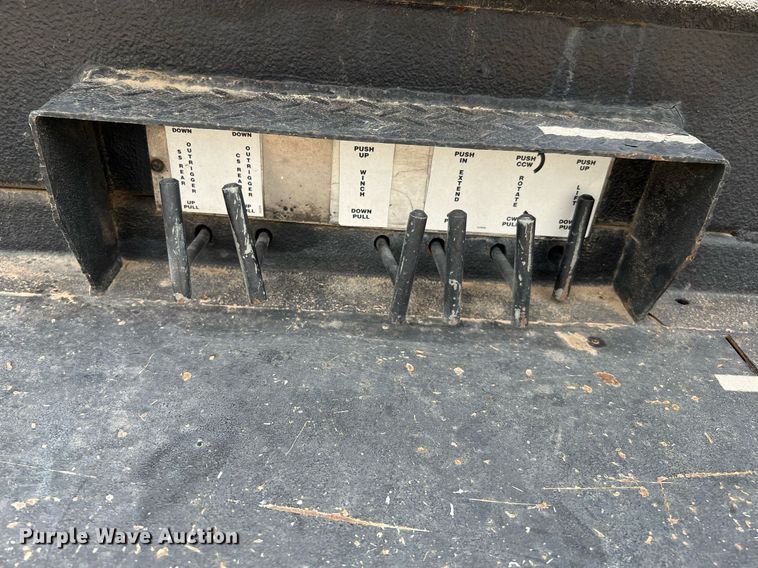 image for item LF9436 2015 Ford F550 Super Duty  utility / service truck