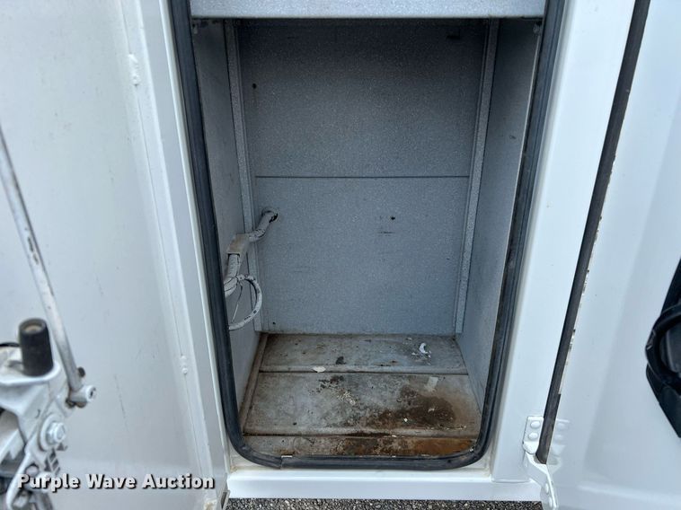 image for item LF9436 2015 Ford F550 Super Duty  utility / service truck