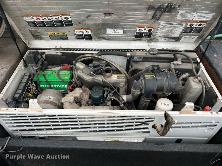 image for item LF9436 2015 Ford F550 Super Duty  utility / service truck