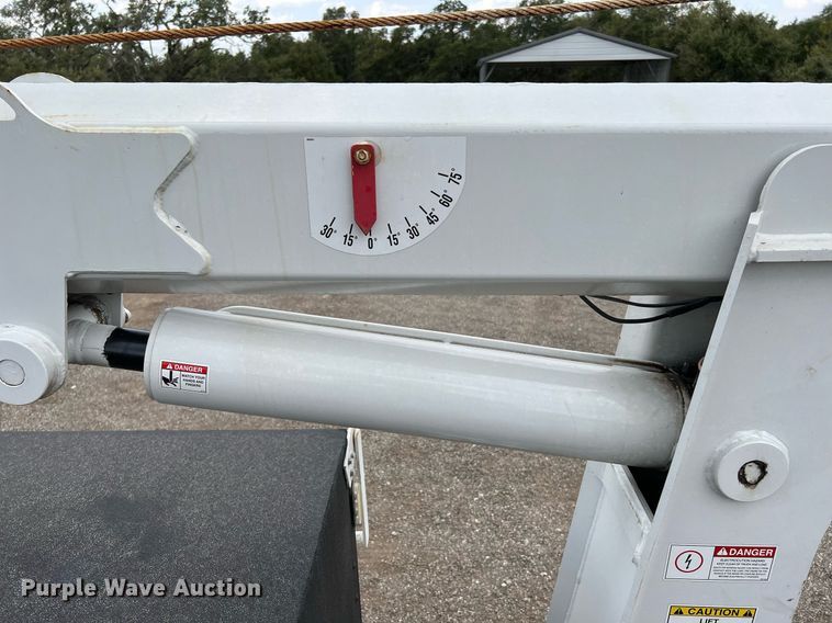 image for item LF9436 2015 Ford F550 Super Duty  utility / service truck