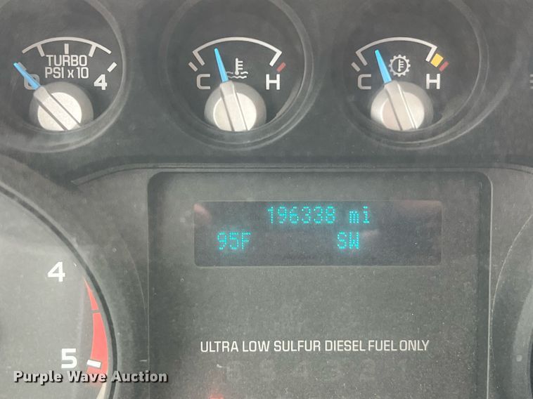 image for item LF9436 2015 Ford F550 Super Duty  utility / service truck