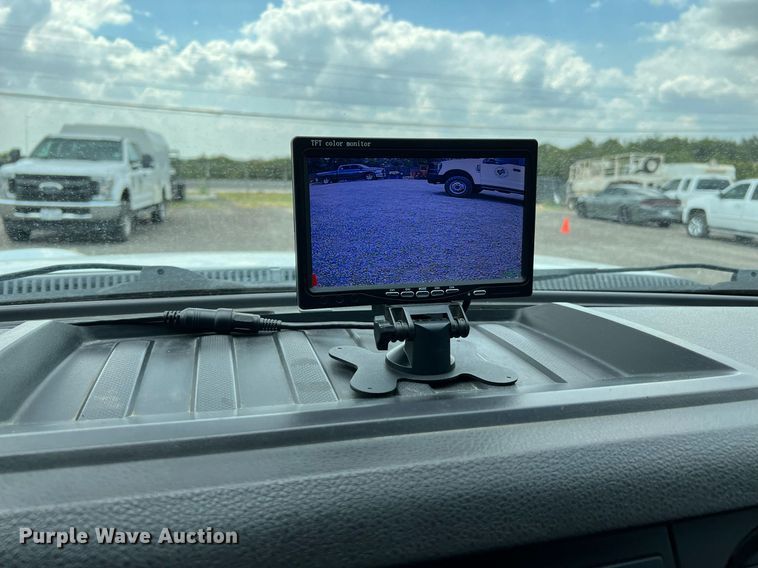 image for item LF9436 2015 Ford F550 Super Duty  utility / service truck