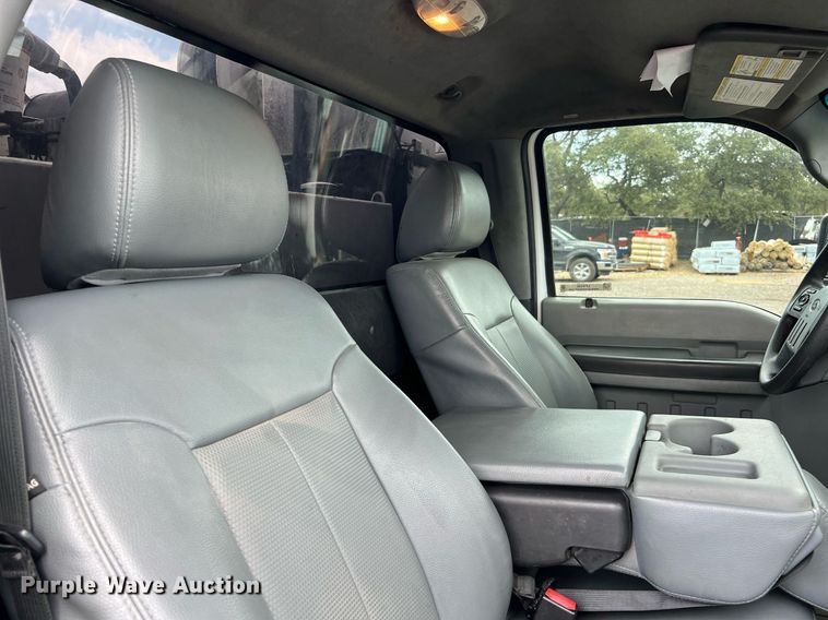 image for item LF9436 2015 Ford F550 Super Duty  utility / service truck