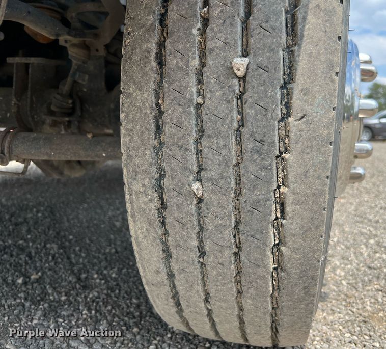 image for item LF9436 2015 Ford F550 Super Duty  utility / service truck