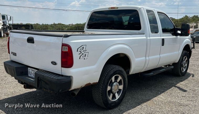 image for item LF9438 2012 Ford F250 Super Duty  SuperCab pickup truck