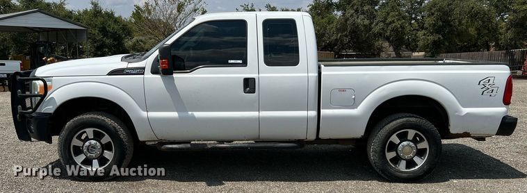 image for item LF9438 2012 Ford F250 Super Duty  SuperCab pickup truck