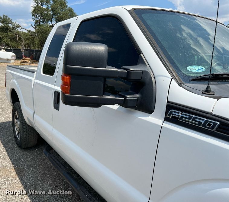 image for item LF9438 2012 Ford F250 Super Duty  SuperCab pickup truck