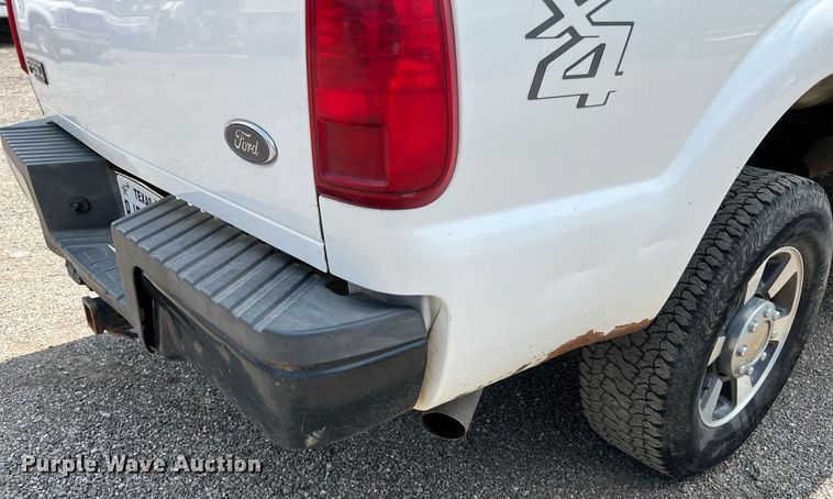 image for item LF9438 2012 Ford F250 Super Duty  SuperCab pickup truck