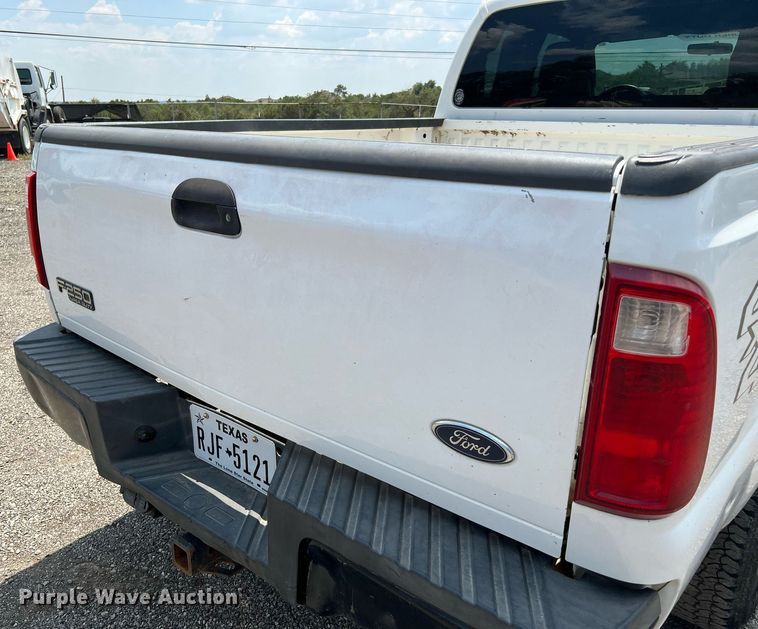 image for item LF9438 2012 Ford F250 Super Duty  SuperCab pickup truck