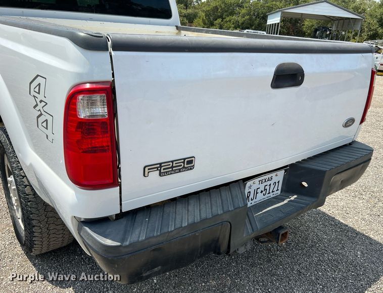 image for item LF9438 2012 Ford F250 Super Duty  SuperCab pickup truck