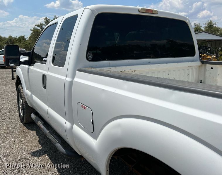 image for item LF9438 2012 Ford F250 Super Duty  SuperCab pickup truck