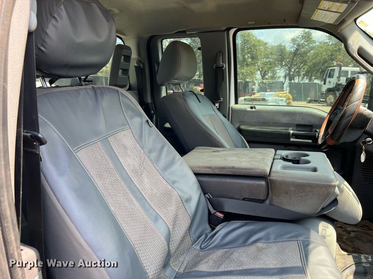 image for item LF9438 2012 Ford F250 Super Duty  SuperCab pickup truck