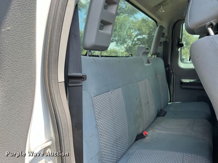 image for item LF9438 2012 Ford F250 Super Duty  SuperCab pickup truck