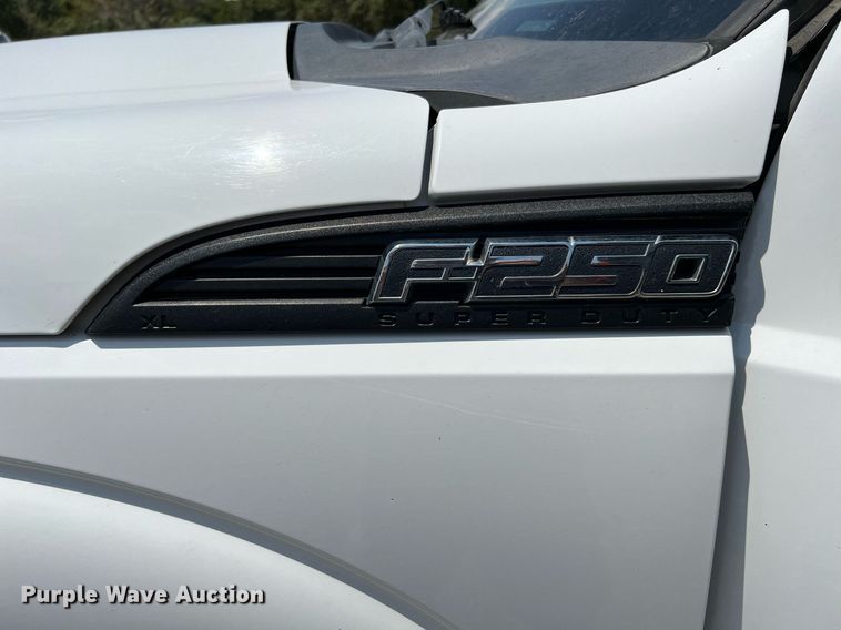 image for item LF9438 2012 Ford F250 Super Duty  SuperCab pickup truck