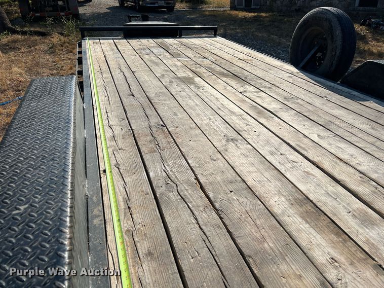 image for item LF9441 2021 Lamar  equipment trailer