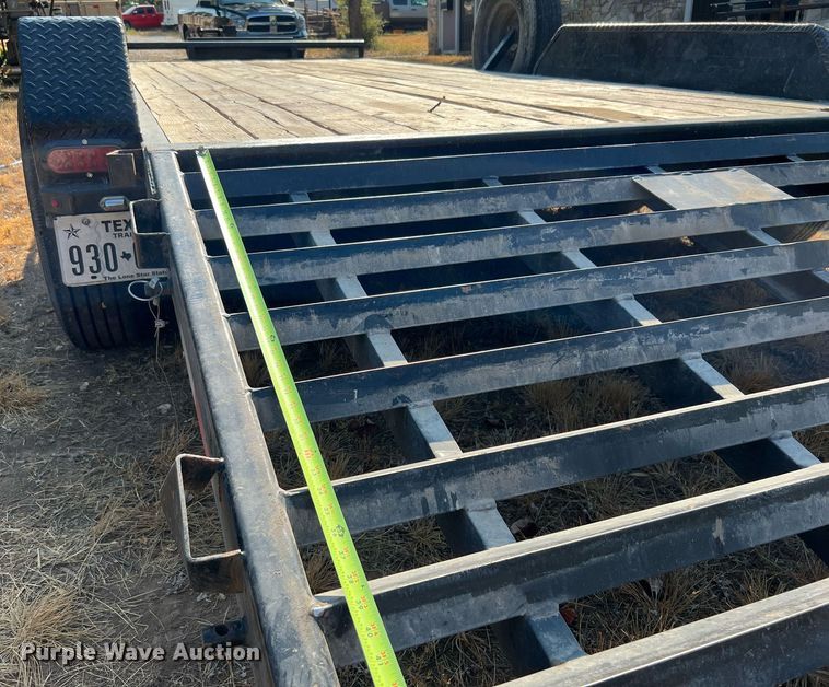 image for item LF9441 2021 Lamar  equipment trailer