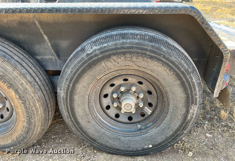 image for item LF9441 2021 Lamar  equipment trailer