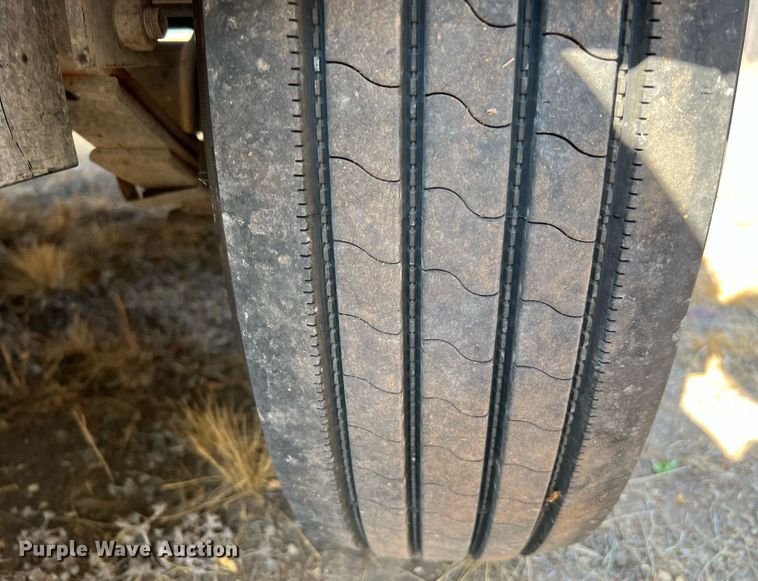 image for item LF9441 2021 Lamar  equipment trailer