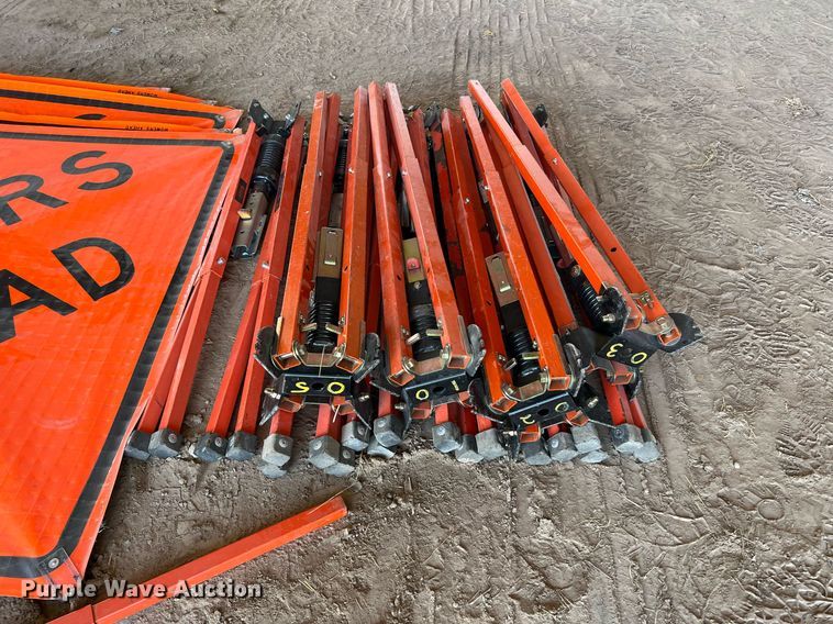 image for item LF9444 (10) signs