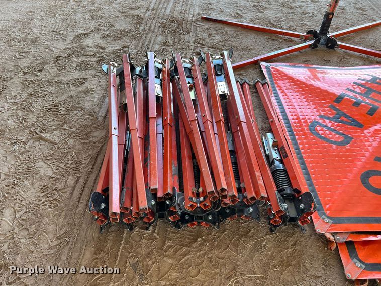 image for item LF9444 (10) signs