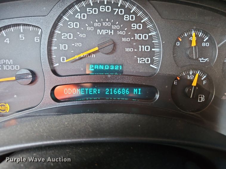 image for item LM9124 2005 GMC Sierra 1500  Ext. Cab pickup truck