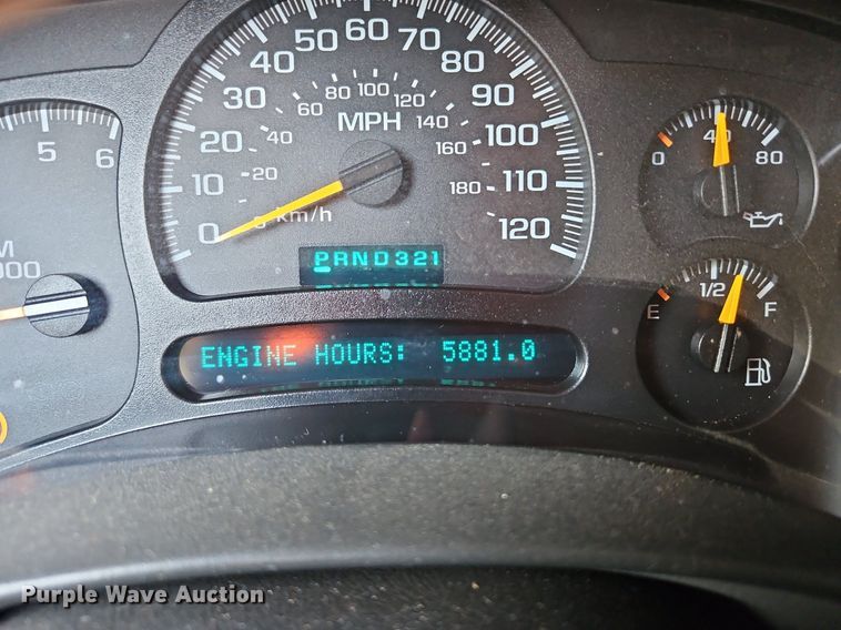 image for item LM9124 2005 GMC Sierra 1500  Ext. Cab pickup truck