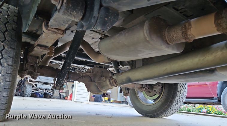 image for item LM9124 2005 GMC Sierra 1500  Ext. Cab pickup truck