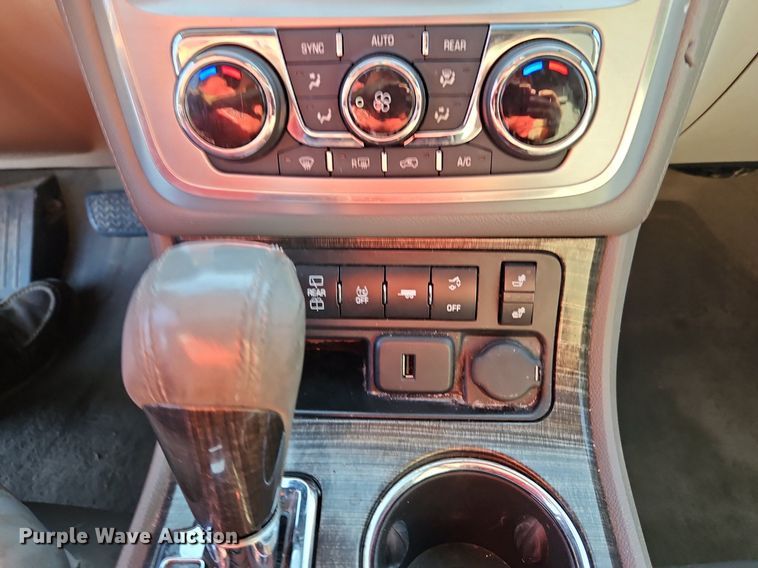 image for item LM9128 2016 GMC Acadia  SUV