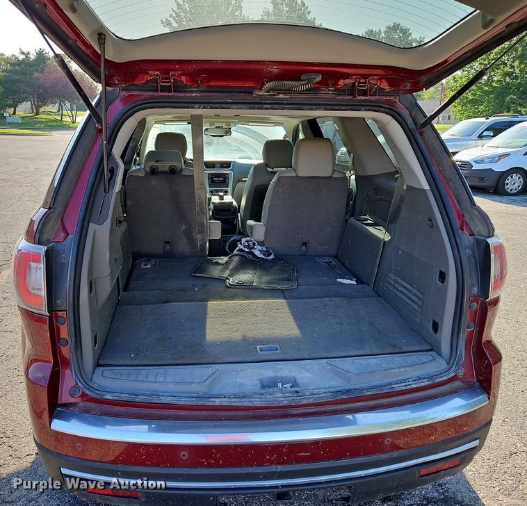 image for item LM9128 2016 GMC Acadia  SUV