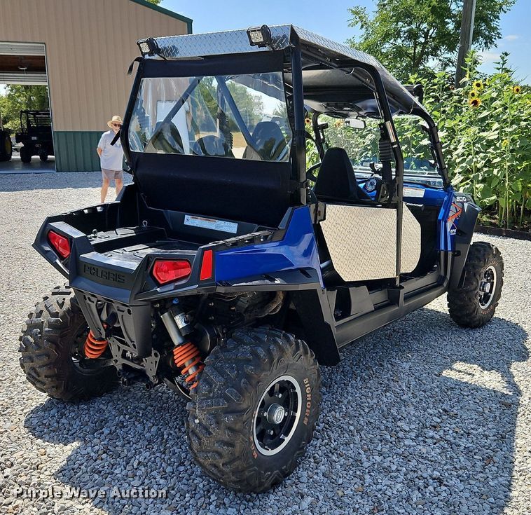 image for item LM9130 2013 Polaris RZR4 800EFI  utility vehicle
