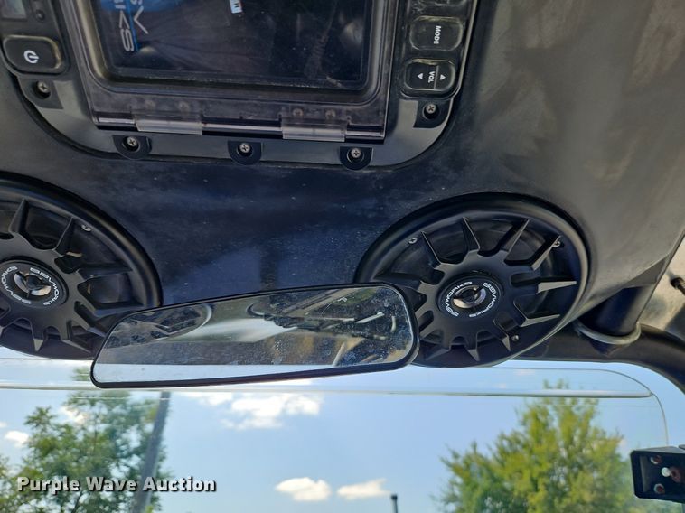 image for item LM9130 2013 Polaris RZR4 800EFI  utility vehicle