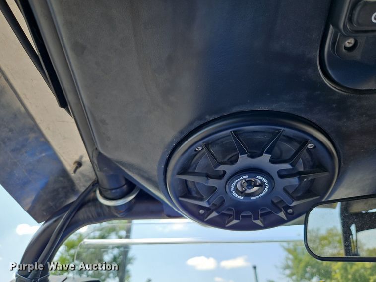 image for item LM9130 2013 Polaris RZR4 800EFI  utility vehicle