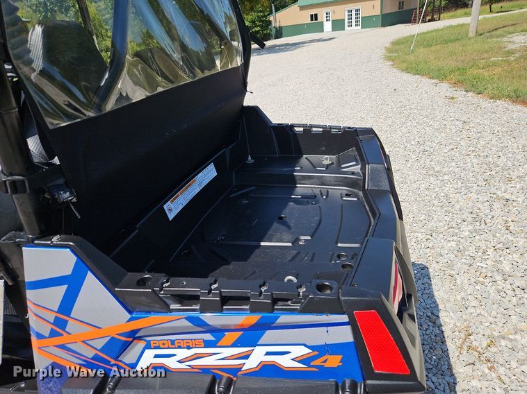 image for item LM9130 2013 Polaris RZR4 800EFI  utility vehicle