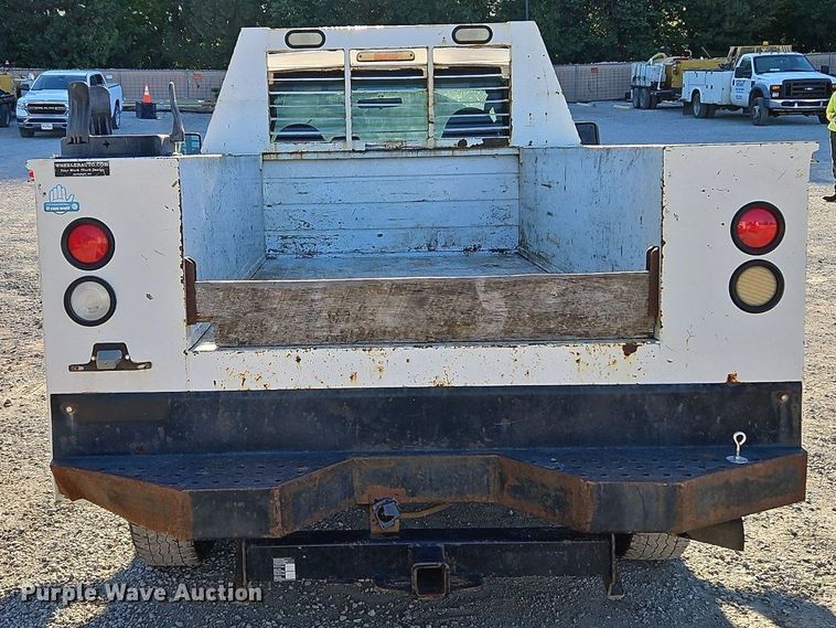 image for item LM9131 2009 Ford F350 Super Duty XL  SuperCab utility bed pickup truck