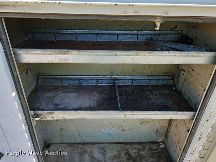 image for item LM9131 2009 Ford F350 Super Duty XL  SuperCab utility bed pickup truck