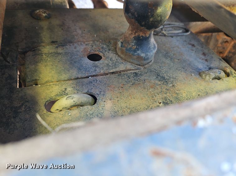 image for item LM9131 2009 Ford F350 Super Duty XL  SuperCab utility bed pickup truck