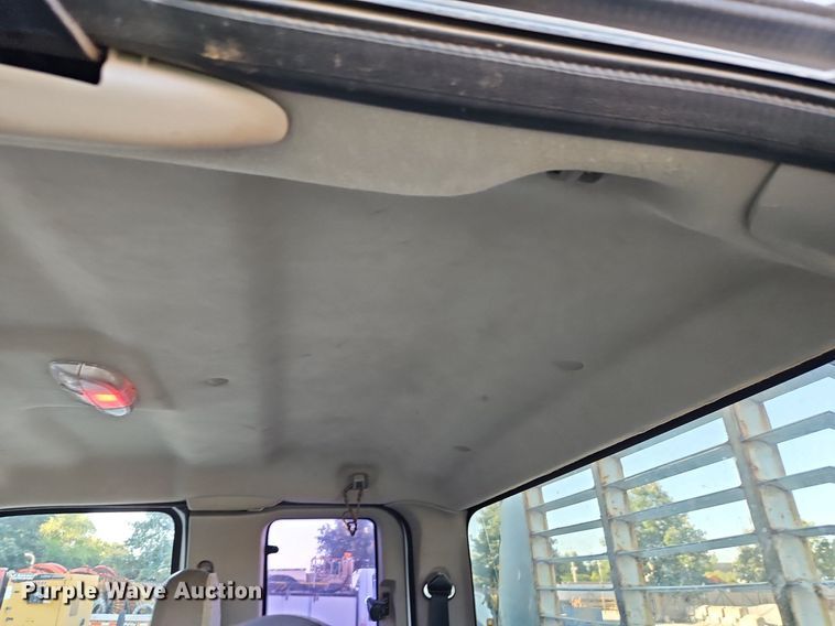 image for item LM9131 2009 Ford F350 Super Duty XL  SuperCab utility bed pickup truck