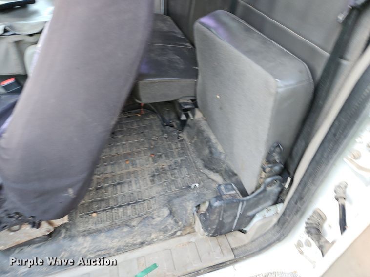 image for item LM9131 2009 Ford F350 Super Duty XL  SuperCab utility bed pickup truck