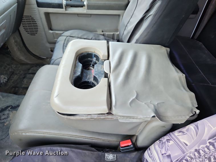 image for item LM9131 2009 Ford F350 Super Duty XL  SuperCab utility bed pickup truck