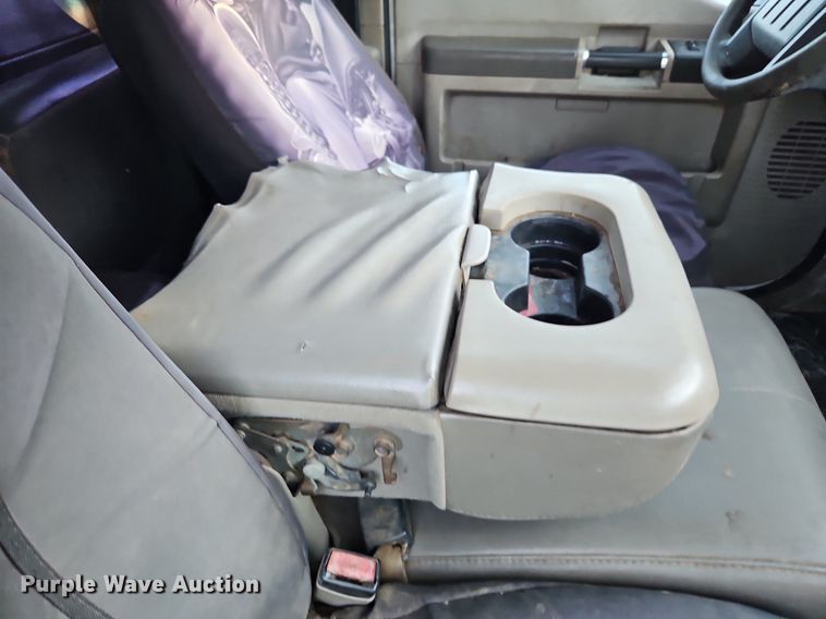 image for item LM9131 2009 Ford F350 Super Duty XL  SuperCab utility bed pickup truck