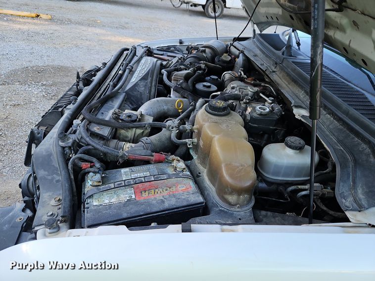 image for item LM9131 2009 Ford F350 Super Duty XL  SuperCab utility bed pickup truck