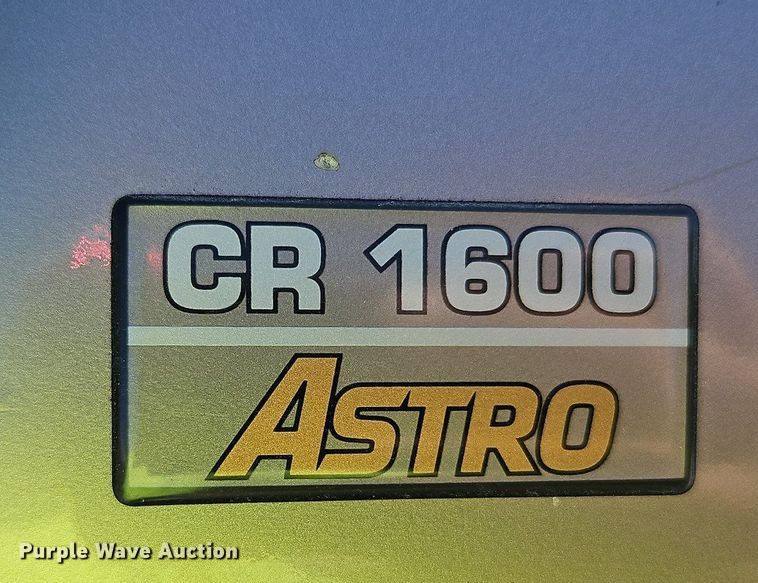 image for item LM9132 1999 Ford F350 Super Duty Lariat  Crew Cab pickup truck