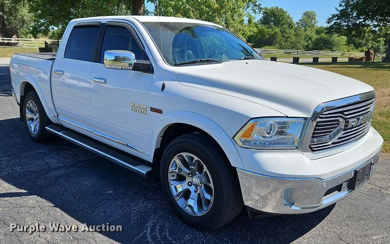 image for item LM9133 2016 Dodge Ram 1500 Limited  Crew Cab pickup truck