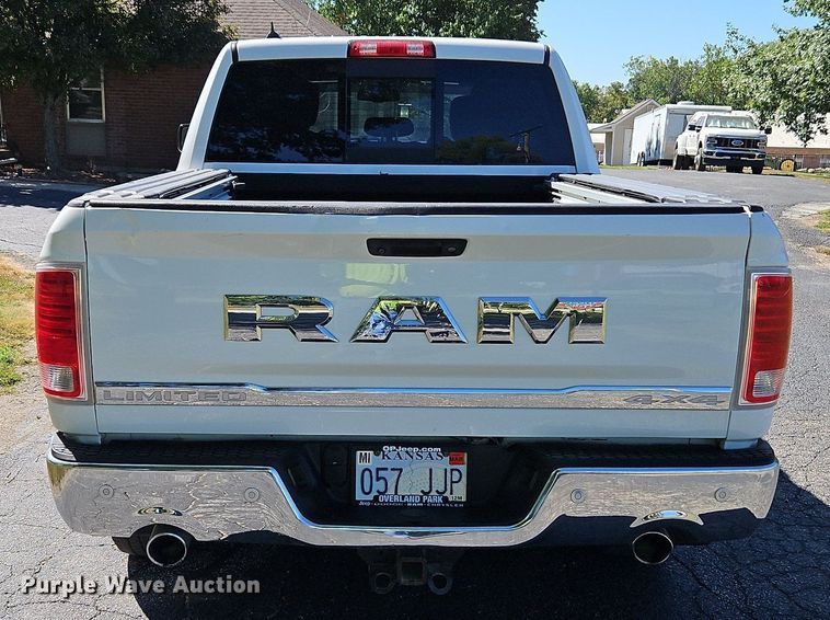 image for item LM9133 2016 Dodge Ram 1500 Limited  Crew Cab pickup truck