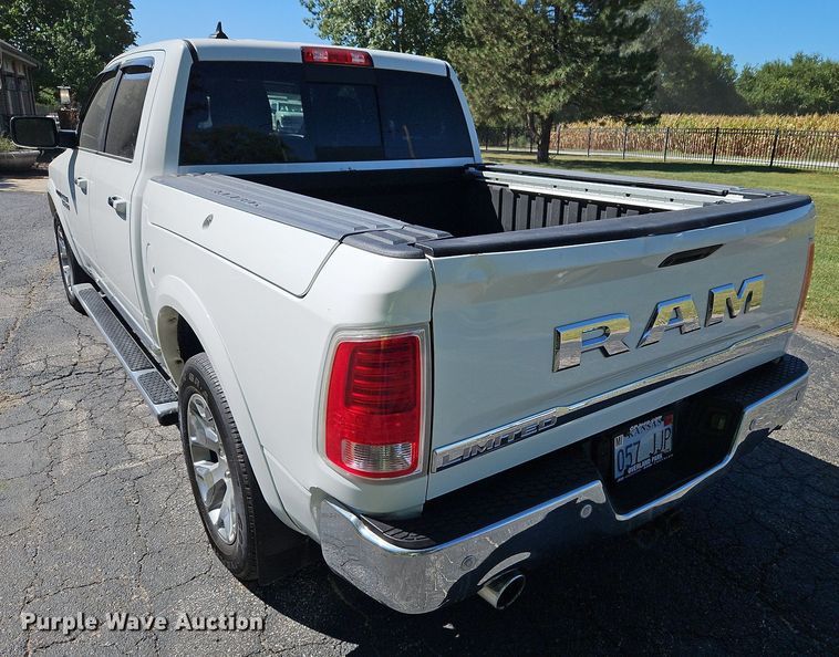 image for item LM9133 2016 Dodge Ram 1500 Limited  Crew Cab pickup truck