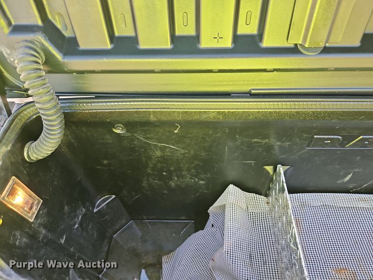 image for item LM9133 2016 Dodge Ram 1500 Limited  Crew Cab pickup truck