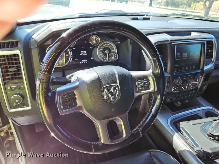 image for item LM9133 2016 Dodge Ram 1500 Limited  Crew Cab pickup truck