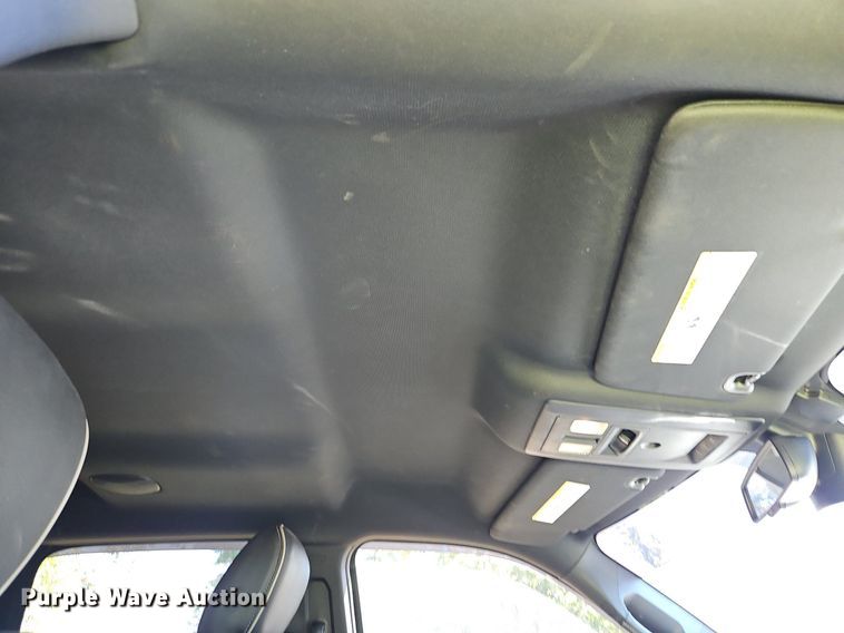 image for item LM9133 2016 Dodge Ram 1500 Limited  Crew Cab pickup truck