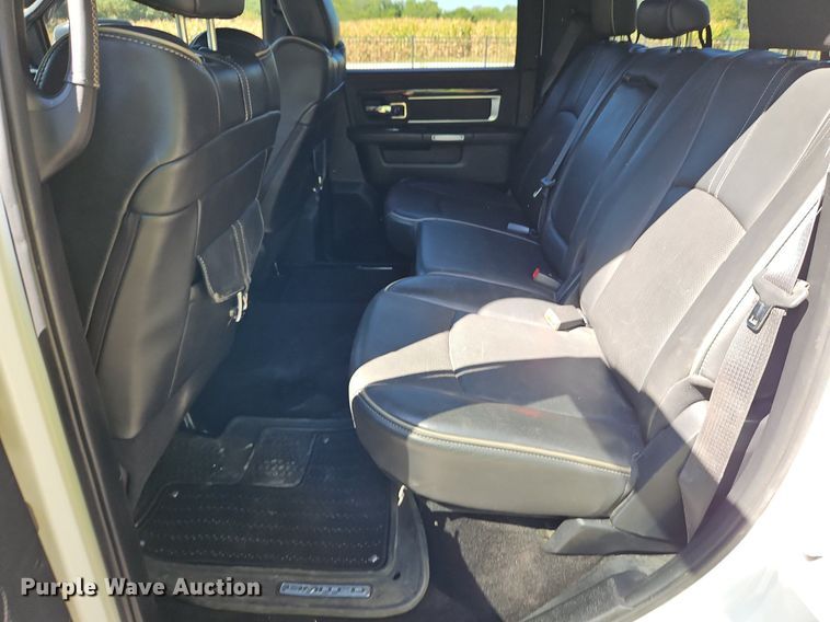 image for item LM9133 2016 Dodge Ram 1500 Limited  Crew Cab pickup truck