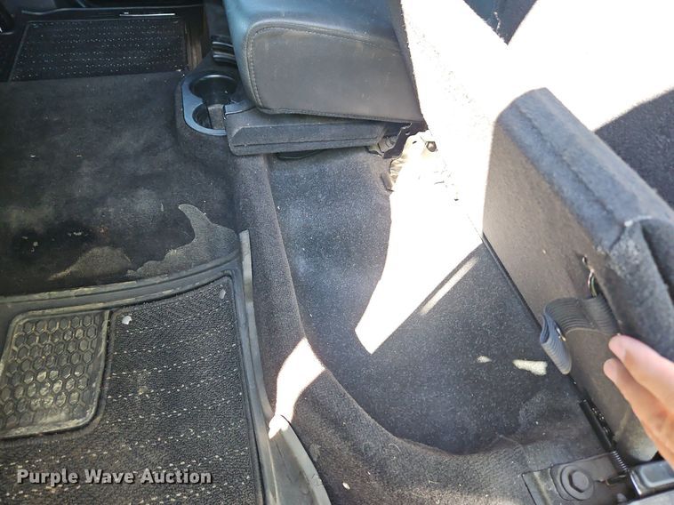 image for item LM9133 2016 Dodge Ram 1500 Limited  Crew Cab pickup truck